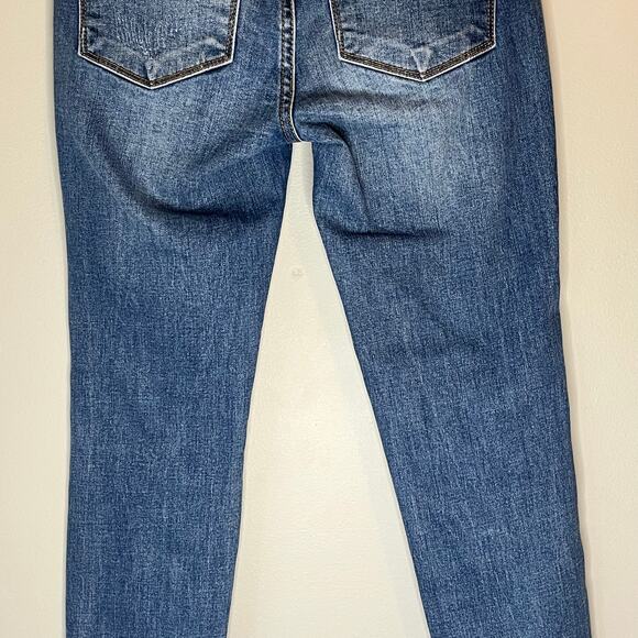 KanCan Medium Wash Distressed Button Fly Jean Jegging Size 1 /24 - Picture 9 of 12